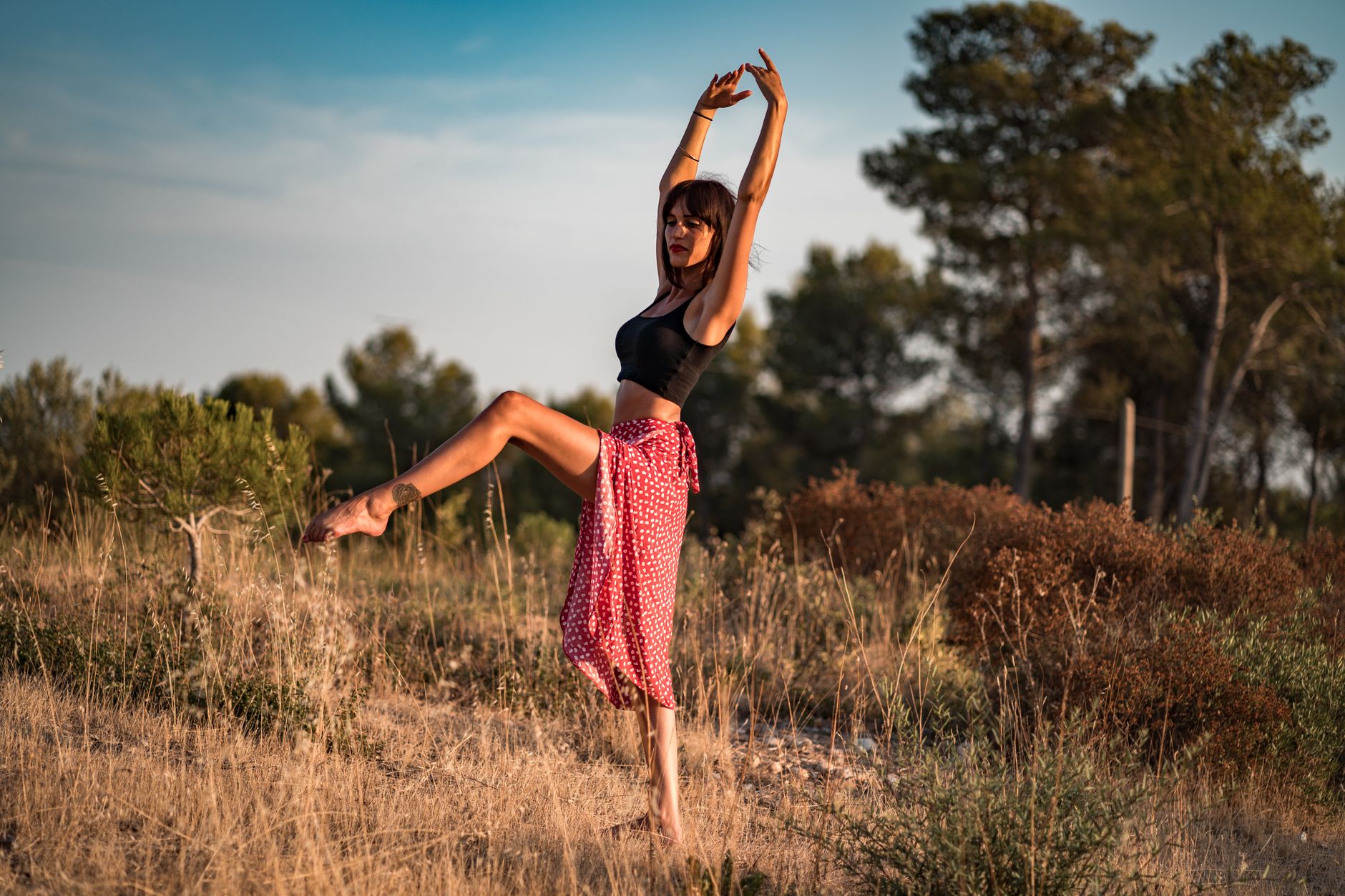 Techniques de danse consciente pour ancrage et plaisir